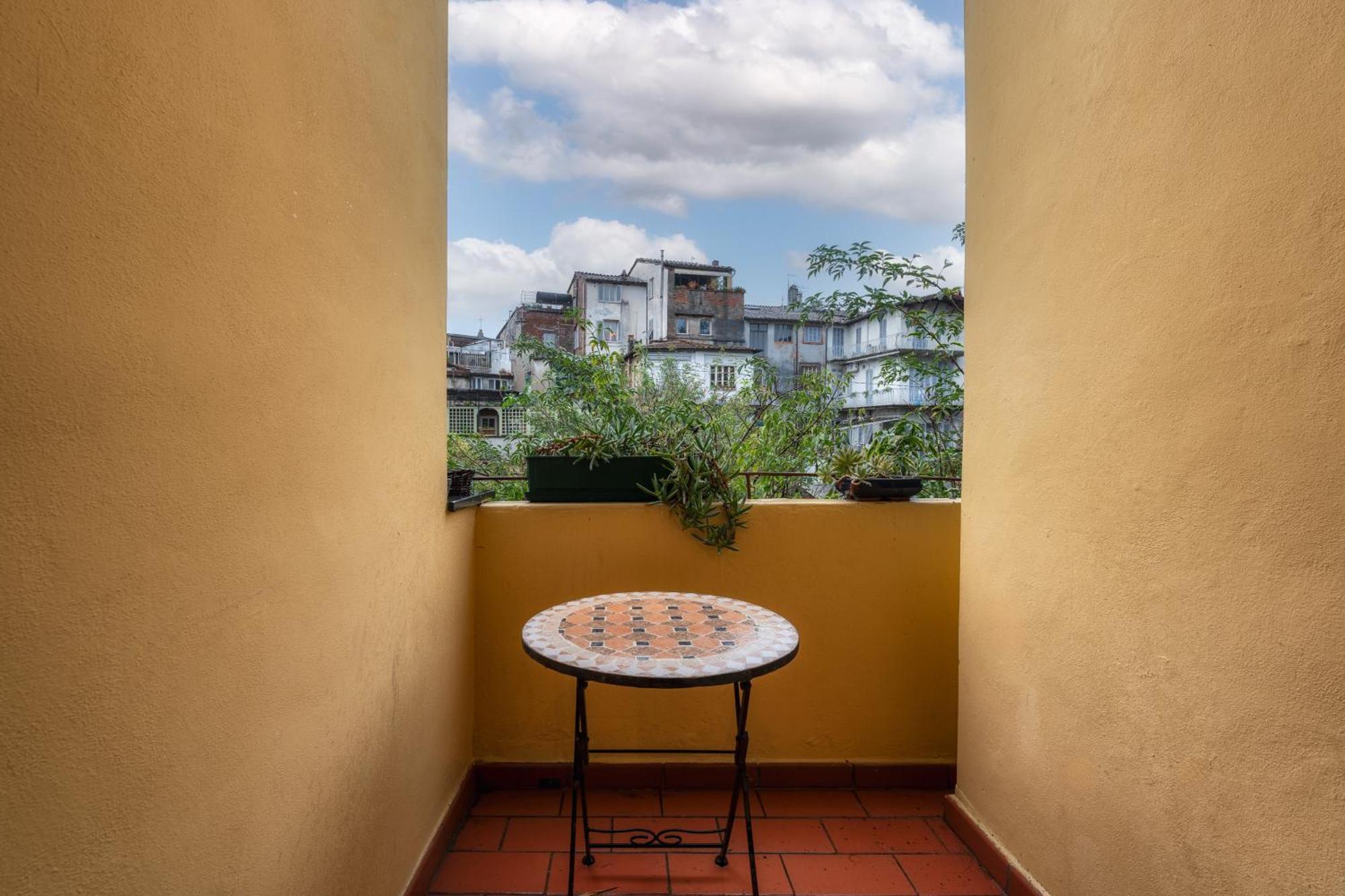 Apartment Anfiteatro Lucca Luaran gambar